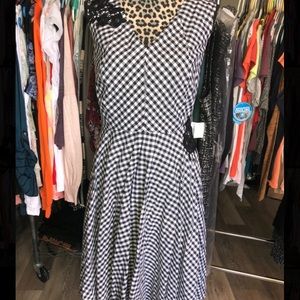 Sangria black and white checker dress with flowers